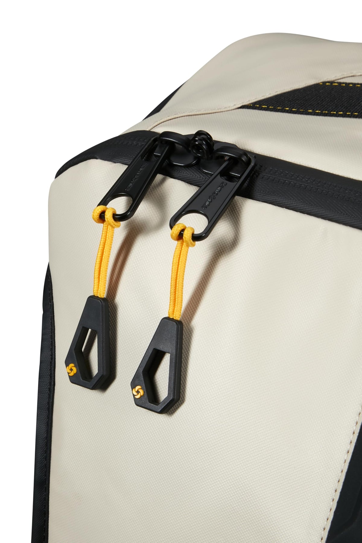 Samsonite Paradiver Light 55cm Wheeled Duffle Backpack 51L, Beige